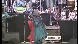 Miriam Makeba and Hugh Masekela - Soweto Blues (Live 1988)