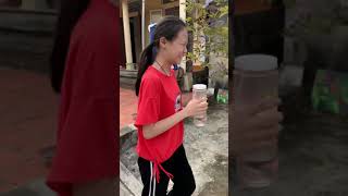 Về quê ăn tết và nghịch ngu