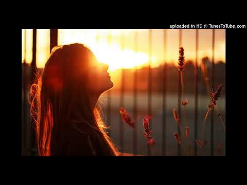 Ben Böhmer & Nils Hoffmann ft. Malou - Breathing