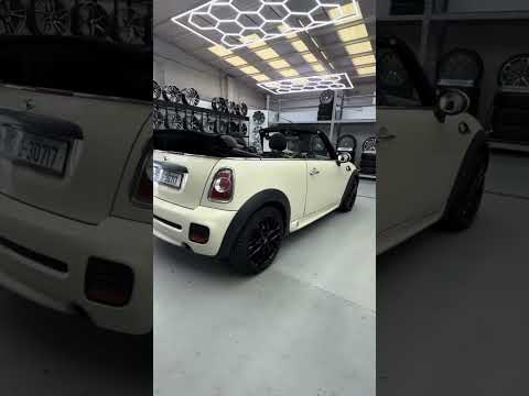2015 Mini One Convertible Low Kms - Image 2