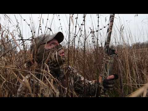 Jäger bei der Lockjagd auf Kormoran | Flintenjagd der besondern Art bei der Kormoranjagd
