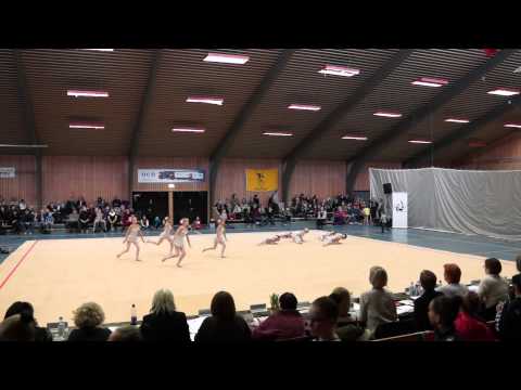 HF Svanirnir smágentur - steypakapping í Runavík 2013