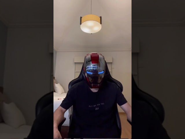 Vídeo relacionado con GEEOO Casco de Iron Man Mk5 1:1 Casco Electrónico Portátil con Control de Voz en Inglés, Apertura y Cierre, Máscara de Iron Man con Sensor Táctil y Luces LED para Navidad Halloween
