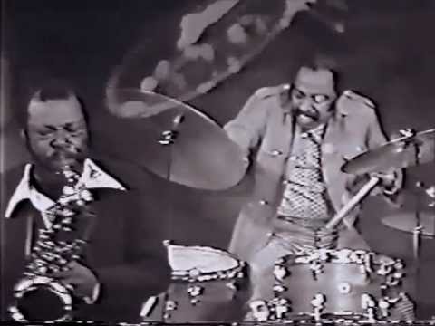 Roy Haynes  - Blue 'n Boogie