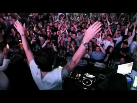 NICOLA ZUCCHI & MARTIN SOLVEIG (Peter Pan Club 2011)