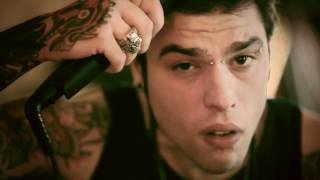 FEDEZ - FACCIO BRUTTO [Official Video] + Lyrics