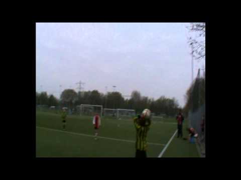 RKAVV F1 - Gr Willem Vac F1   (9-1) 05-04-2014 2-Sinan