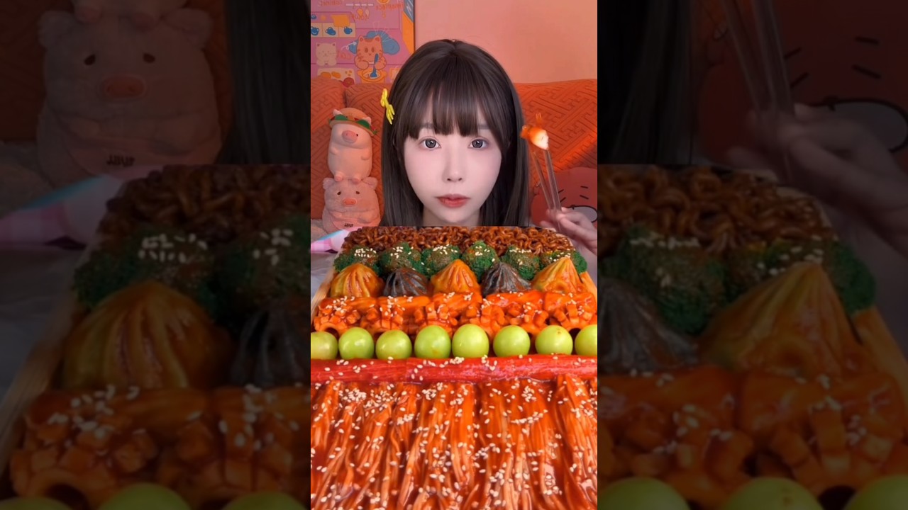 Nongshim Shin Ramyeon Hot Blackbean Ramen & Noodles Mukbang