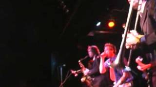 Big D and the Kids Table - Halloween #7 - 2: Checklist