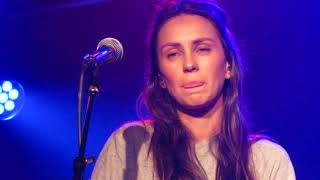 Amy Shark - &quot;Worst Girl&quot; (Live in Boston)
