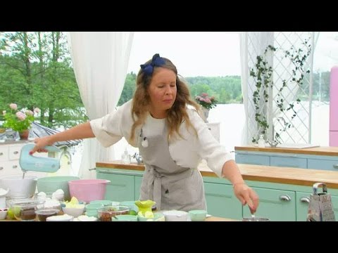 Madeleine Appelgren får öva upp simultanförmågan - Hela Sverige Bakar (TV4)