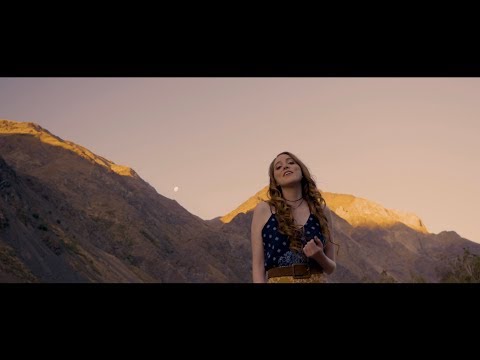 Constanza Herrero - Me Voy (Official Music Video)