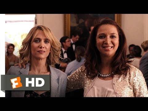 Bridesmaids (2/10) Movie CLIP - The Engagement Party (2011) HD