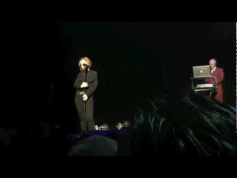 Yazoo - Ode To Boy (Live at The Roundhouse)