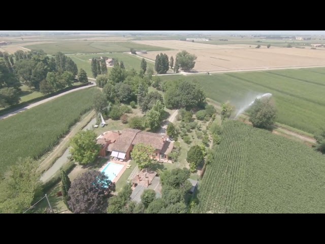 VILLA DI  PRESTIGIO  A SAN GIORGIO CON PISCINA E PARCO DI 10.000mq