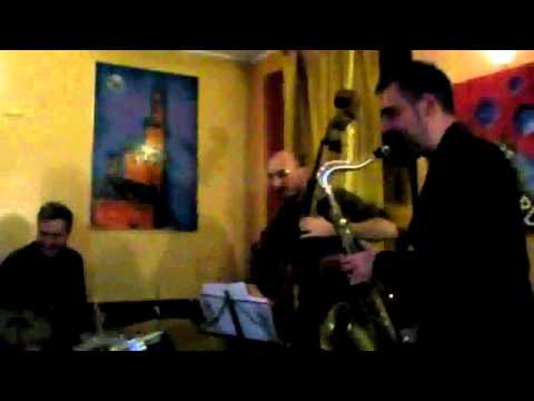 Tullio Ricci E-Motion Trio 