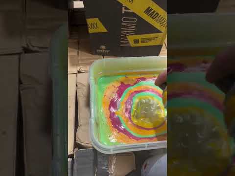 Hydro Dipping with Montana Colors Spray Paint Tutorial