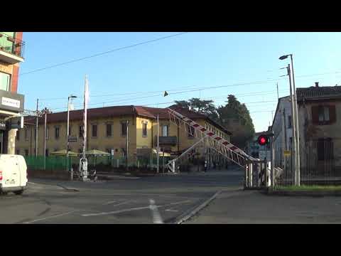 Passaggio a livello di via Monte Sabotino - Palazzolo Milanese (MI) / Level Crossing / Planovergang