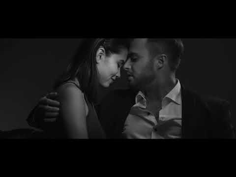 Berkes Olivér - Csak barát vagyok (hivatalos/official)