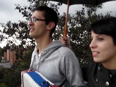 Los Royal Waffles crossing the bridge