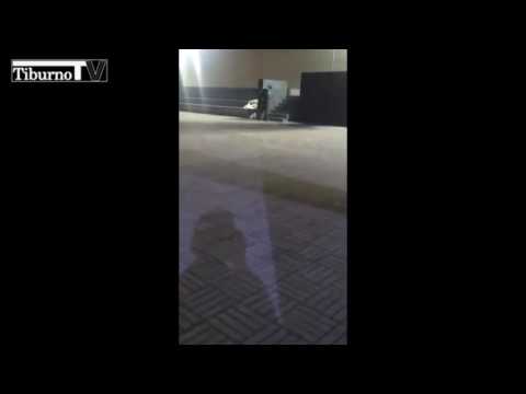 Tiburno.tv - Da Tor Lupara alla piazza centrale di Fonte Nuova, cittadini furiosi contro il barbone