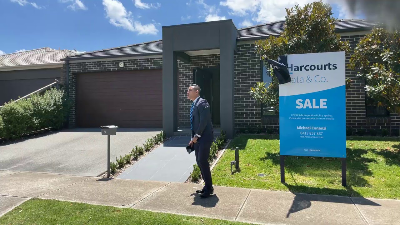 Live Auction: 8 Maremma Drive, Mernda