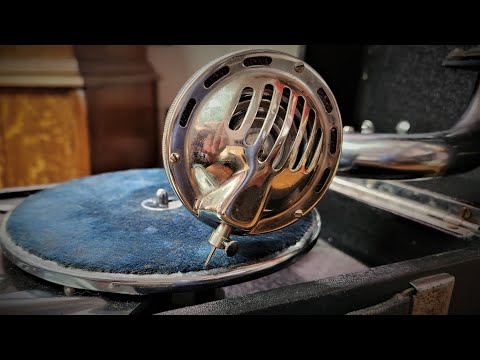 "BAMBOOLA" ~ Kenn Sisson w/ Vaughn De Leath - 1927 (Severn Press Russian Gramophone)