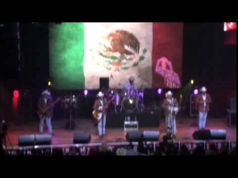 Relampaguitos - En Vivo Desde Houston, TX