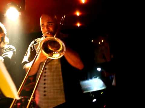 Mihail Yossifov sextet feat Roni Popova i Vera Shandel, Soul in da Hole