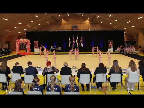 Pinkur Prima - framførsla til seinnu steypakapping 2024