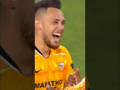 When Ocampos was the goalkeeper and Dmitrovic the 9 😱