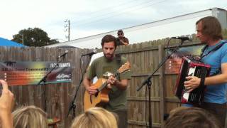 Jack Johnson, G. Love, Zach Gill (Mudfootball)