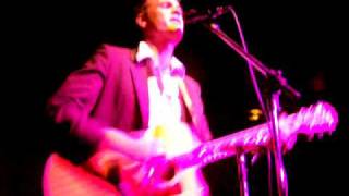 Tyler Hilton-Kiss on Me