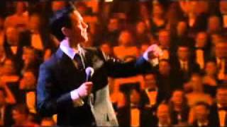 Mack The Knife - Robbie Williams Live at The Royal Albert.mp4