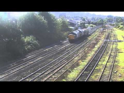 DRS 37611 AND 37607 ON 6M56 FLASK AT GLOUCESTER YARD 101014