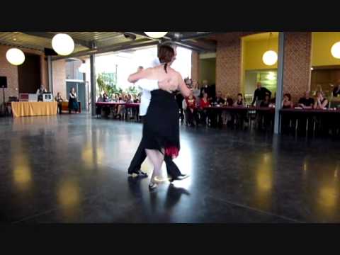 Tango? Tango! Tango...