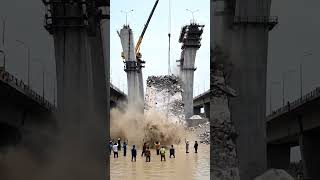 Download lagu Jembatan Gagal Ditopang Crane, Langsung Ambruk ke Sungai dan menimpa bus #trendingshorts mp3 Download lagu Jembatan Gagal Ditopang Crane, Langsung Ambruk ke Sungai dan menimpa bus #trendingshorts mp3
