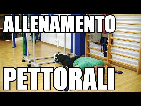 10 anni il mal di schiena Un bambino scoppiettante articolazioni che fanno 8 anni