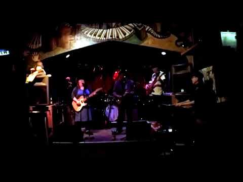 frank raven harp solo  with Lowreen & Smilin Bobby & the clemtones phyllis musical inn chicago 4419