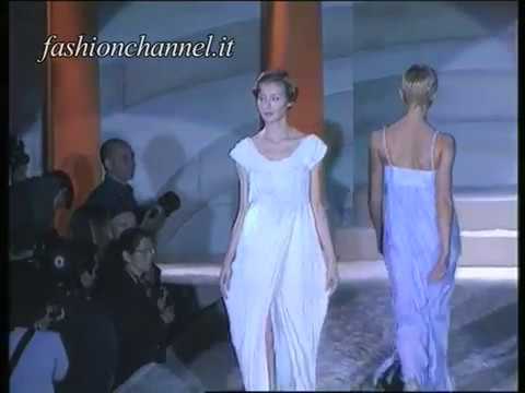 "Alma" Spring Summer 1994 Milan 3 of 4 pret a porter woman by FashionChannel