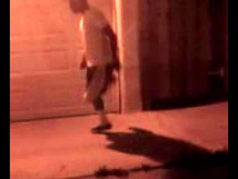 Dalawn jerkin in alley