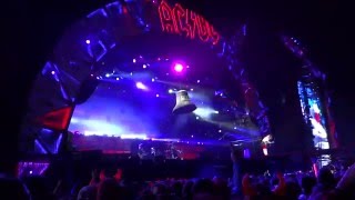 Hells Bells - AC/DC & Axl Rose - Live, Lisboa Portugal 07/05/16 Hells Bells - AC/DC & Axl Rose - Live, Lisboa Portugal 07/05/16