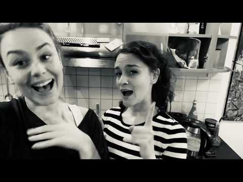 Andrea Bučko & Dominika Kavaschová - Nezničiteľná žena (Petra Vlhová)