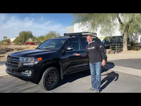 Land Cruiser with AMP steps