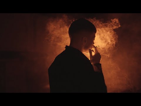 RUSSO G - BARRIO Y CONTRABANDO (VIDEO OFICIAL)