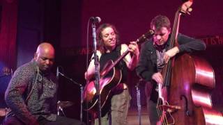 Ani DiFranco - Genie - Live 11/19/16 at New York Society for Ethical Culture