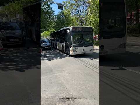 Autobuzul MB CITARO E4 #4775 în stațiile “Bd. Chișinău” și “Bd. Lacul Tei” pe Linia 243