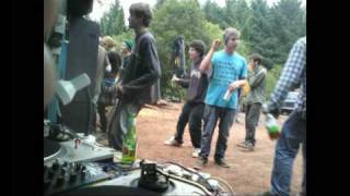 Solid Groove vs Rico Tubbs - Sick Rave Anthem (Dott com)
