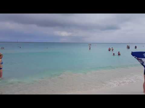 La Bandera Salvadoreña en Varadero, Cuba