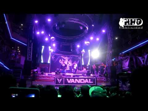 Terco 92 vs Aczino, en Peru   Vandal fest 2